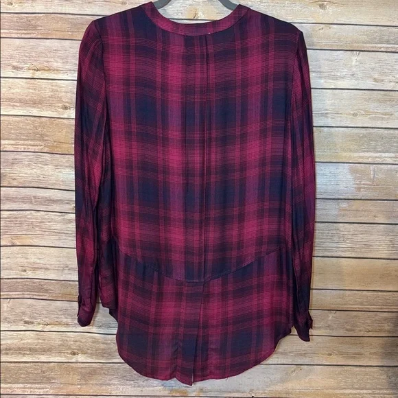 Democracy Plaid Blouse with Floral Embroidery - Picture 5 of 6